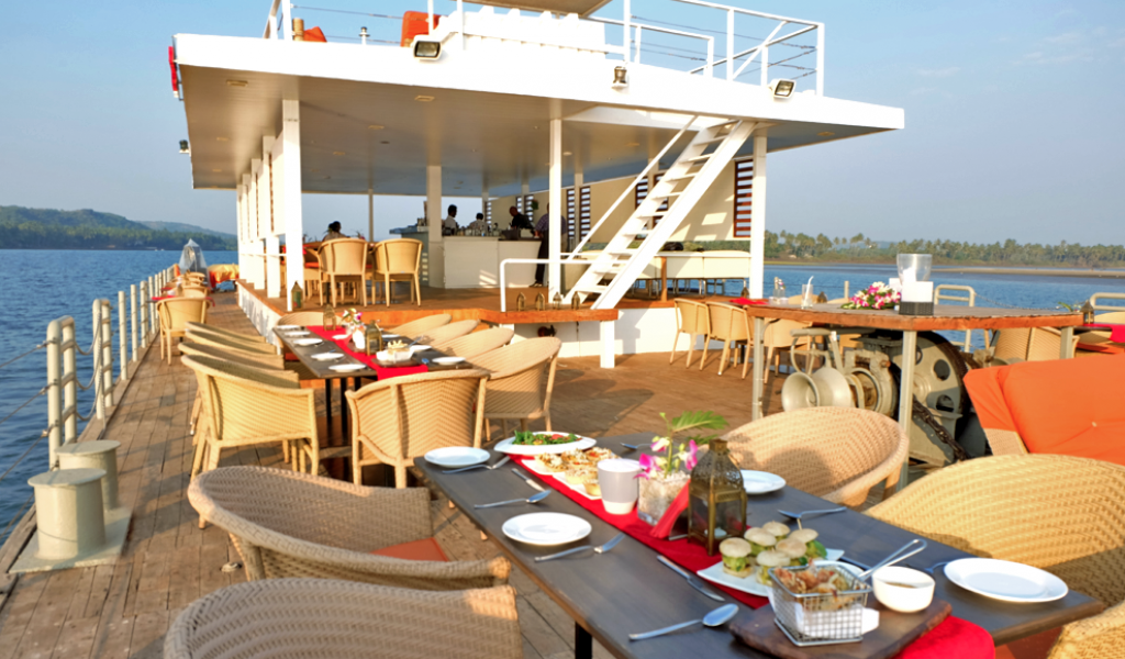 CORPORATE YACHT GOA 5