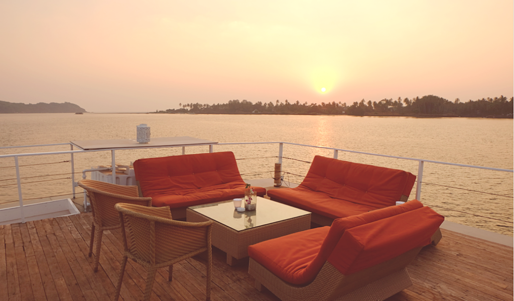 CORPORATE YACHT GOA 7