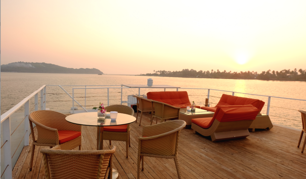 CORPORATE YACHT GOA 8