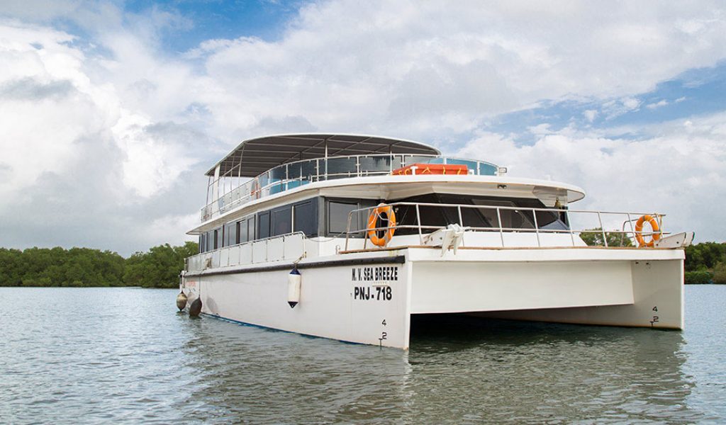 corporate-boat-hire-in-goa-boatgoa-2