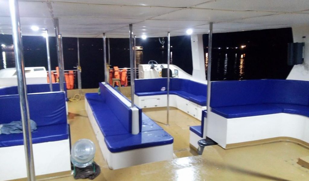 double-decker-yacht-in-goa-8