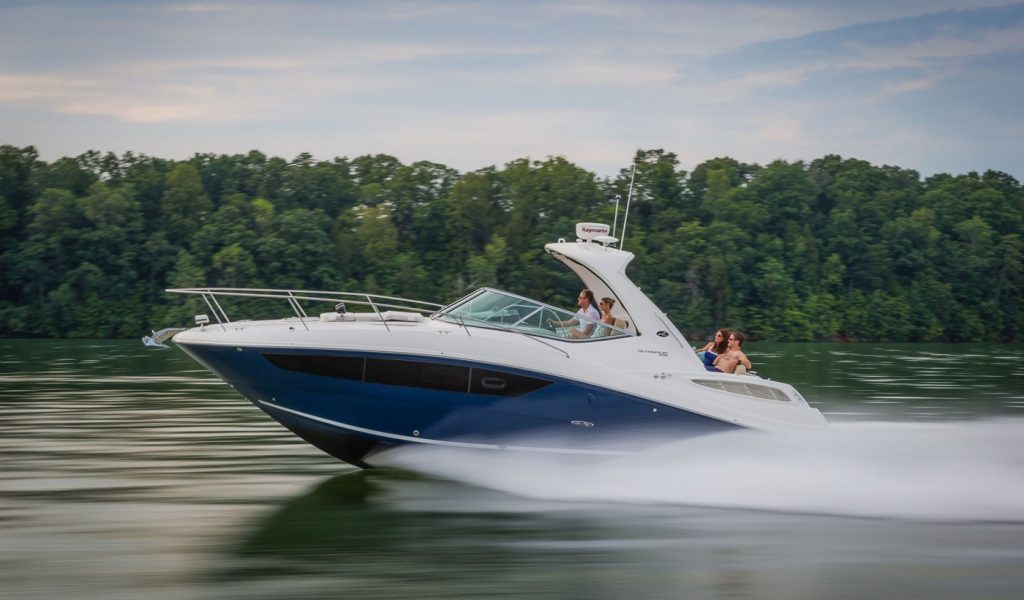 sundancer-yacht-hire-1