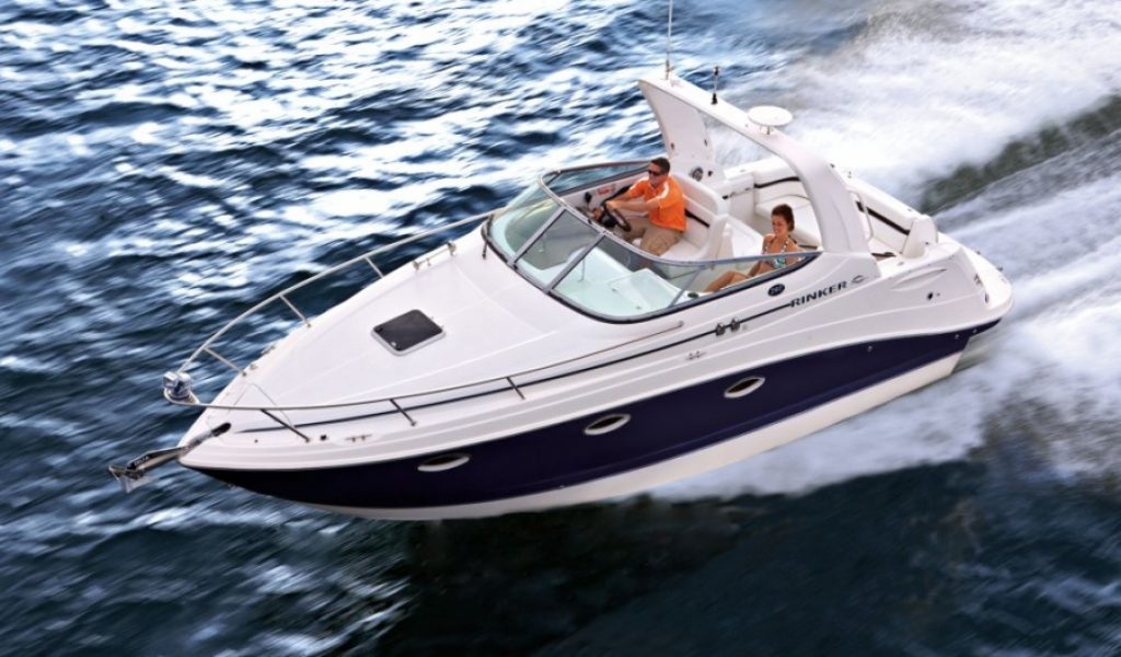 yach-rinker-goa-1