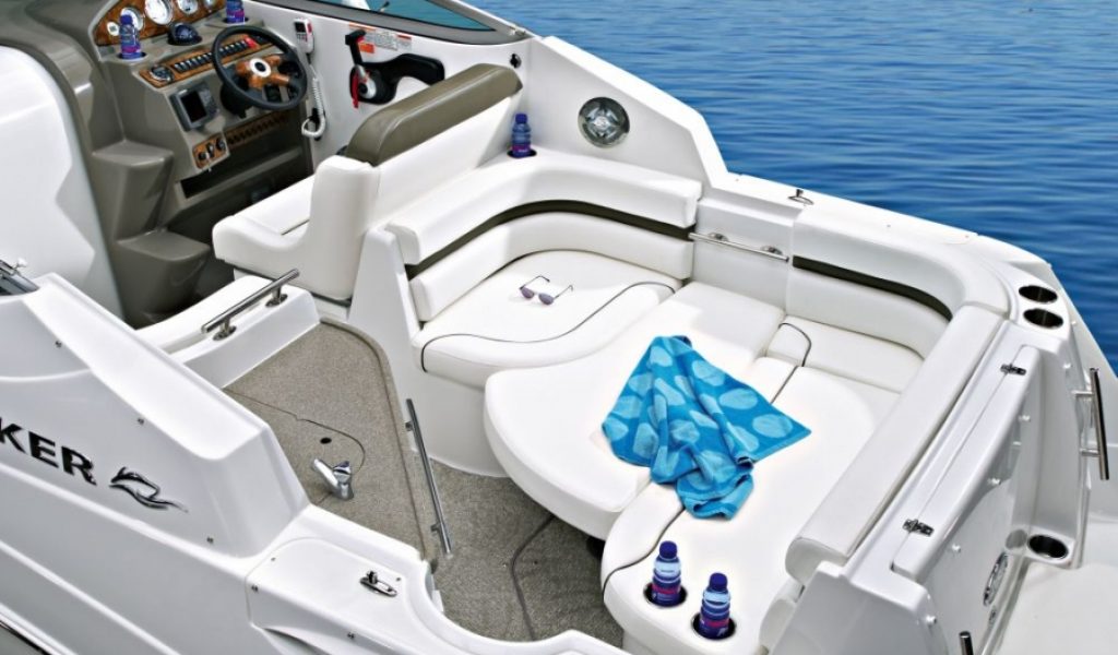 yach-rinker-goa-5