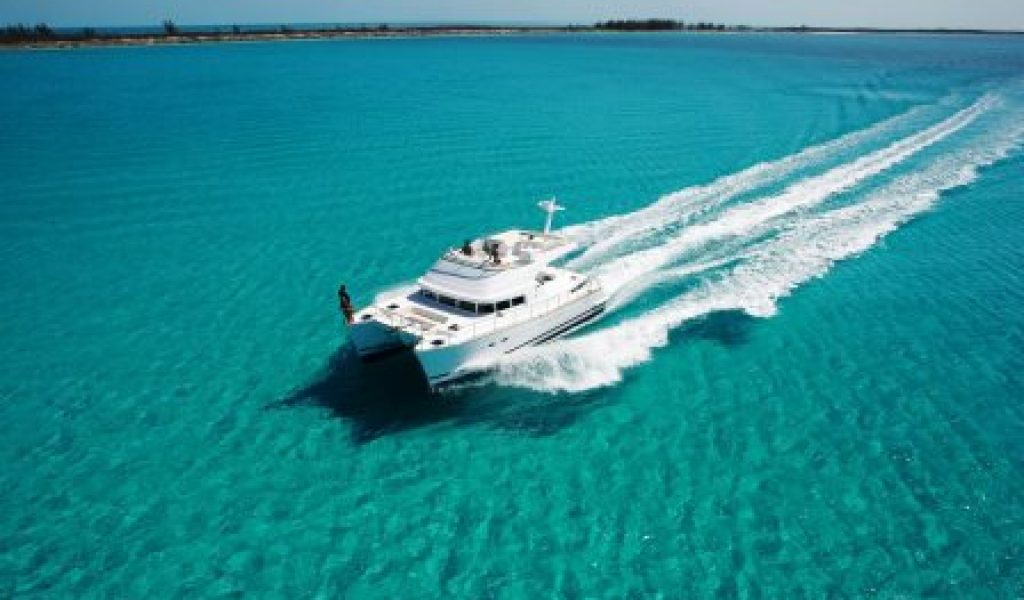 yacht-on-rent-in-goa-laggon-44-4