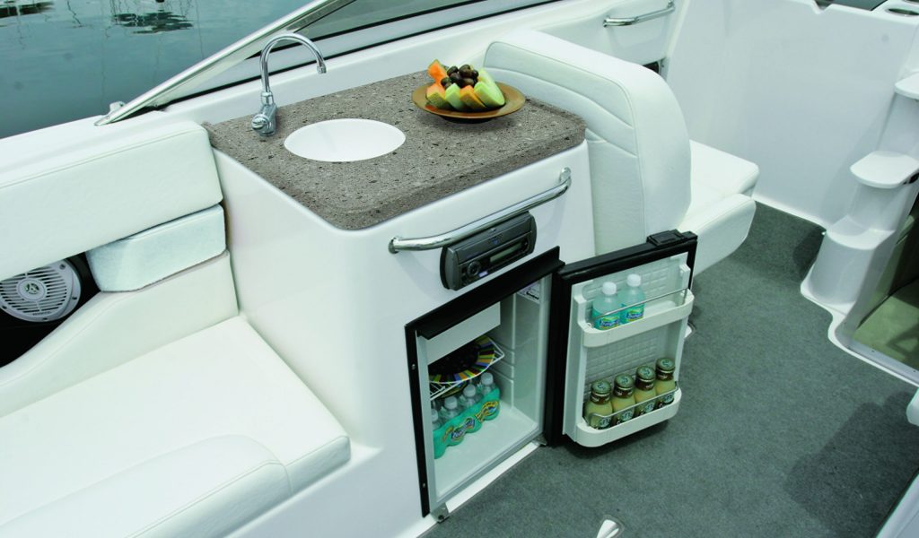 yacht-regal-goa-6
